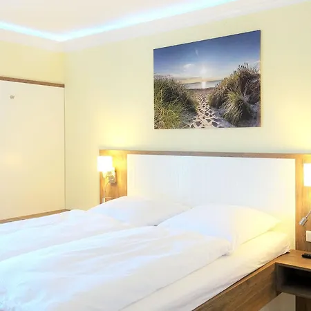 Warnemuende Meeresrauschen 21707 * Rostock